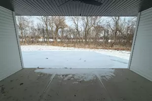 4749 Piper Ln, Racine, WI 53403 - Photo 6