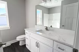 4749 Piper Ln, Racine, WI 53403 - Photo 12