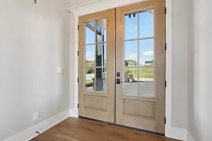 W279N6010 Serenity Dr, Merton, WI 53089 - Photo 2