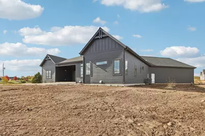 W279N6010  Serenity Dr, Merton, WI 53089 - Photo 140