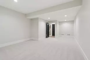 W279N6010 Serenity Dr, Merton, WI 53089 - Photo 126