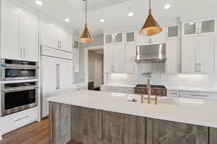 W279N6010 Serenity Dr, Merton, WI 53089 - Photo 90