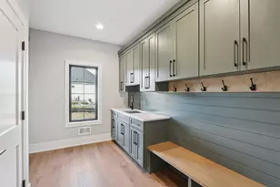 W279N6010 Serenity Dr, Merton, WI 53089 - Photo 120