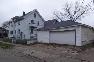 2977 N 26th St, Milwaukee, WI 53206 - Photo 2