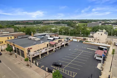 522  6th St, Racine, WI 53403 - Photo 4