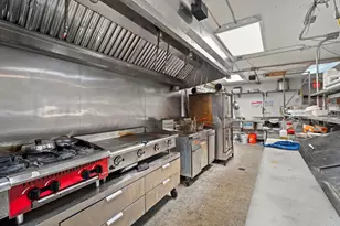 522 6th St, Racine, WI 53403 - Photo 24