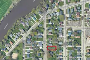 1025 Birch St, Racine, WI 53403 - Photo 1