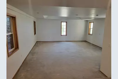 514  College Ave, Racine, WI 53403 - Photo 10