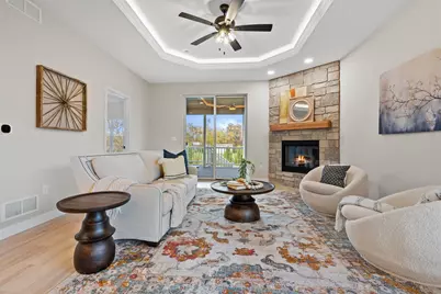 20900  Gray St, Lannon, WI 53046 - Photo 4