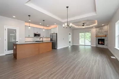 20910  Gray St, Lannon, WI 53046 - Photo 6