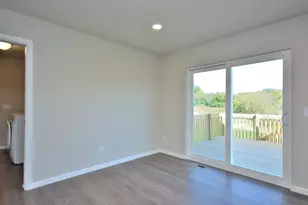 644 Standing Stone Dr, Waukesha, WI 53189 - Photo 14