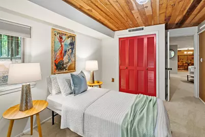 8500 N River Rd, River Hills, WI 53217 - Photo 52