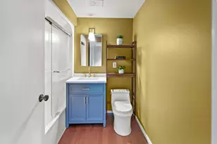 8500 N River Rd, River Hills, WI 53217 - Photo 60