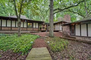 8500 N River Rd, River Hills, WI 53217 - Photo 94