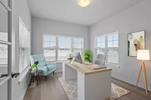 940 Mary Grace Ct, Grafton, WI 53024 - Photo 10