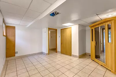 9335 W County Line Rd #9325, Milwaukee, WI 53224 - Photo 26