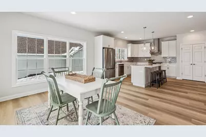 527 N Boulder Ridge Dr, Lake Geneva, WI 53147 - Photo 10