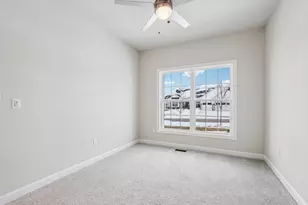 527 N Boulder Ridge Dr, Lake Geneva, WI 53147 - Photo 28