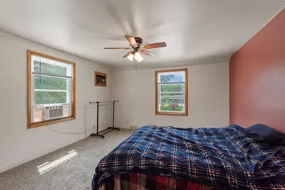 3172 N Riverside Dr, Saukville, WI 53080 - Photo 18