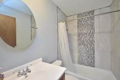 10464 W Whitnall Edge Dr #203, Franklin, WI 53132 - Photo 14