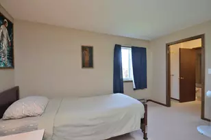 10464 W Whitnall Edge Dr, Franklin, WI 53132 - Photo 10