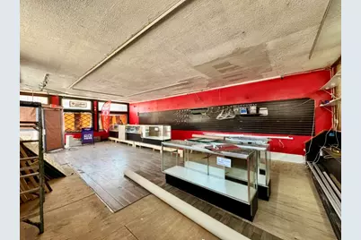 2671 N Holton St, Milwaukee, WI 53212 - Photo 4