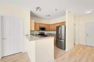 4120 S Lake Dr, Saint Francis, WI 53235 - Photo 12