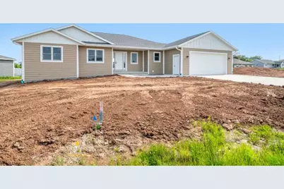 2825  Stonebrook Dr, Sheboygan, WI 53081 - Photo 26