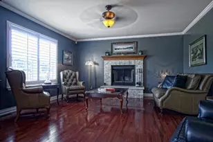 413 Kensington Ct, Williams Bay, WI 53191 - Photo 2