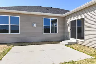 411 Kensington Ct, Williams Bay, WI 53191 - Photo 52