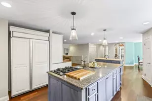 205 Kummrow Ct, Wales, WI 53183 - Photo 8