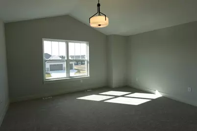 511  Woodside Ct, West Bend, WI 53095 - Photo 36