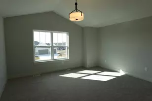 511 Woodside Ct, West Bend, WI 53095 - Photo 36