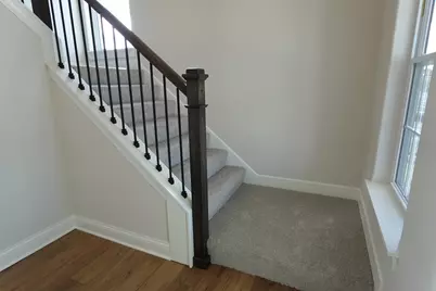 511  Woodside Ct, West Bend, WI 53095 - Photo 12