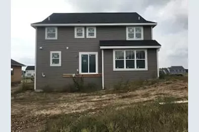 511  Woodside Ct, West Bend, WI 53095 - Photo 2