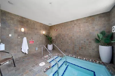 4100 S Lake Dr #421, Saint Francis, WI 53235 - Photo 18