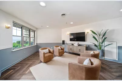 4100 S Lake Dr #119, Saint Francis, WI 53235 - Photo 12