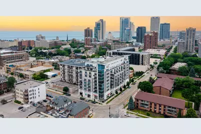 601 E Ogden Ave #906, Milwaukee, WI 53202 - Photo 30