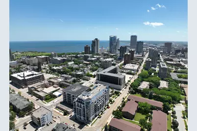 601 E Ogden Ave #906, Milwaukee, WI 53202 - Photo 26