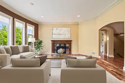 4690  Bradon Trl, Brookfield, WI 53045 - Photo 8