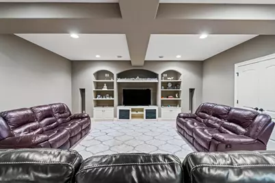 4690  Bradon Trl, Brookfield, WI 53045 - Photo 24