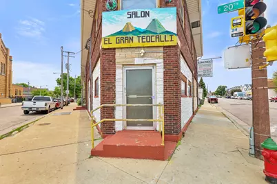 2007 W Forest Home Ave #2011, Milwaukee, WI 53215 - Photo 2