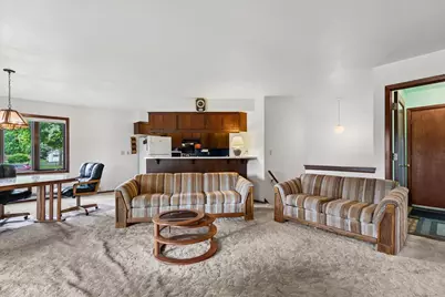 4294  Bonmaur Ter, Hartford, WI 53086 - Photo 4