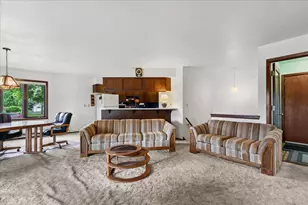 4294 Bonmaur Terrace, Hartford, WI 53086 - Photo 4