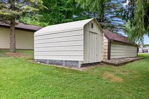 4294 Bonmaur Terrace, Hartford, WI 53086 - Photo 36