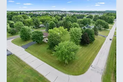 4294  Bonmaur Ter, Hartford, WI 53086 - Photo 40