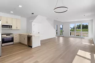 4199 E Hemlock Dr, Oak Creek, WI 53154 - Photo 10