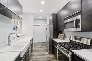 1905 N Water St, Milwaukee, WI 53202 - Photo 4