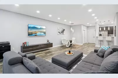 1905 N Water St #409, Milwaukee, WI 53202 - Photo 16