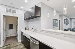 1905 N Water St, Milwaukee, WI 53202 - Photo 10
